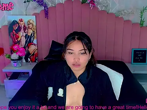 Chatroom XXX en direct de miss_charlotte78