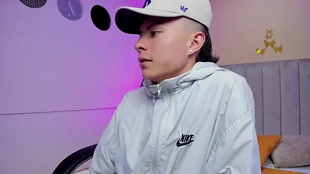 Nascary_Fox's Live XXX Chat