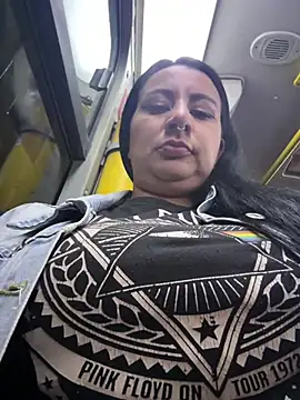 Abril_Luv Chat XXX live