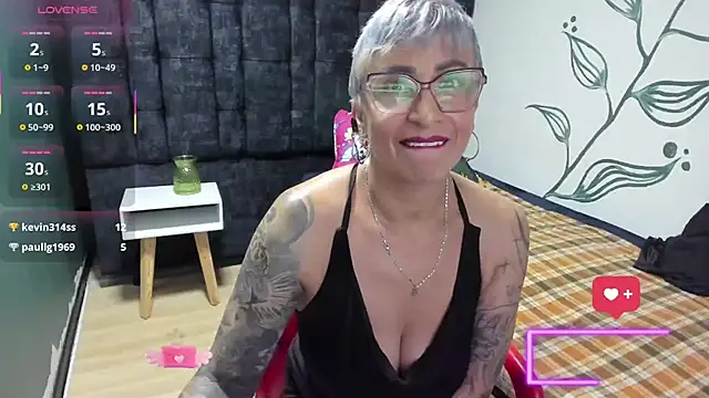 Charlotte__Gray live XXX chat