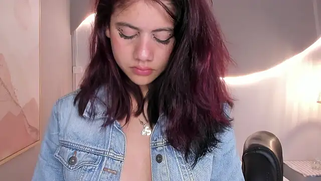 Онлайн чат XXX Julieth_brown_