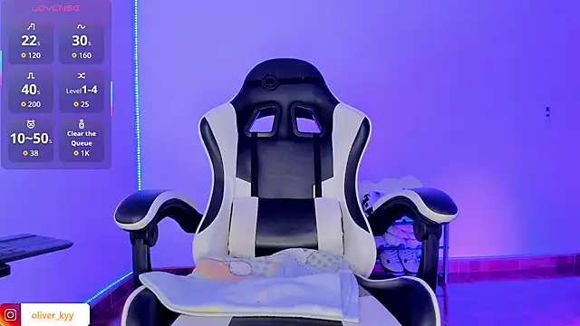 oliver_kyy's Live XXX Chat