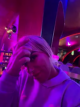 poppyinga1 Chat XXX in diretta