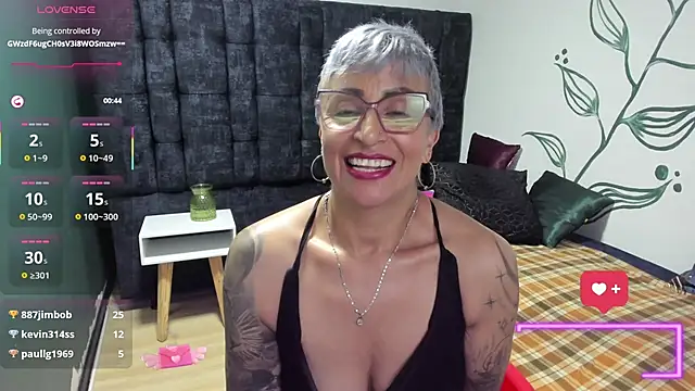 Charlotte__Gray live XXX chat