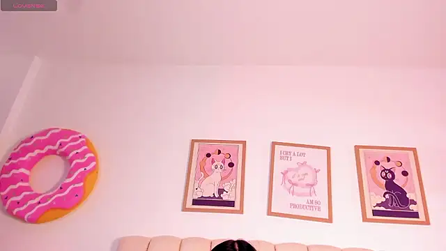 Petit-Rosse's Live XXX Chat