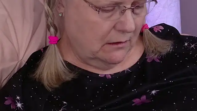 Kaitlyn_Winters élő XXX-chatje