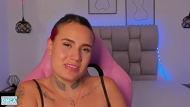 Susan-Sweet-7 Live XXX-Chat