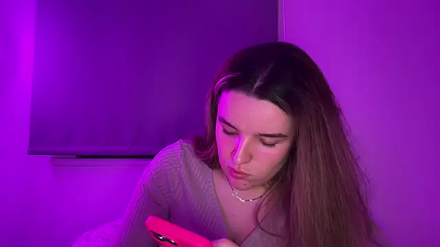 Онлайн чат XXX maisiesmithx