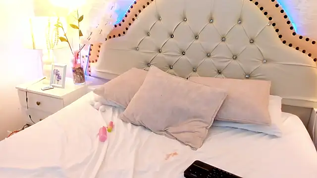 EllaEvanz Chat XXX live