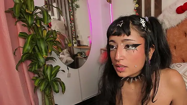 MeowMota_ live XXX chat