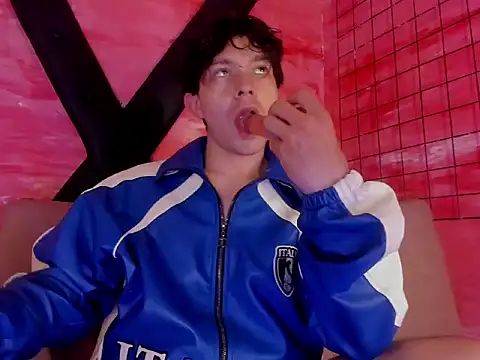 Eliot_X's Live XXX Chat