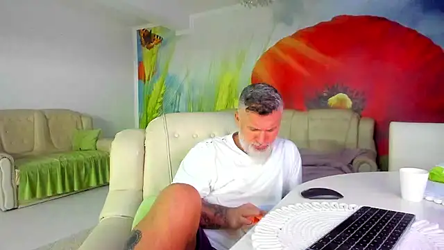 BlowMyXXL Webcam Show