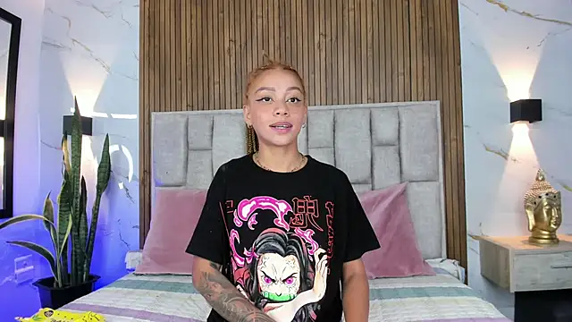 Chatroom XXX en direct de Sassha_ferrer