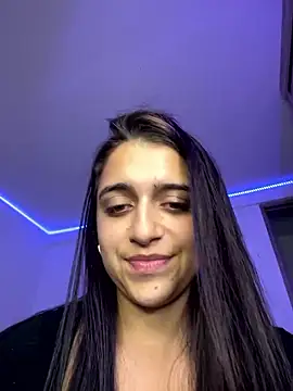 Alice777_ Live XXX-chat