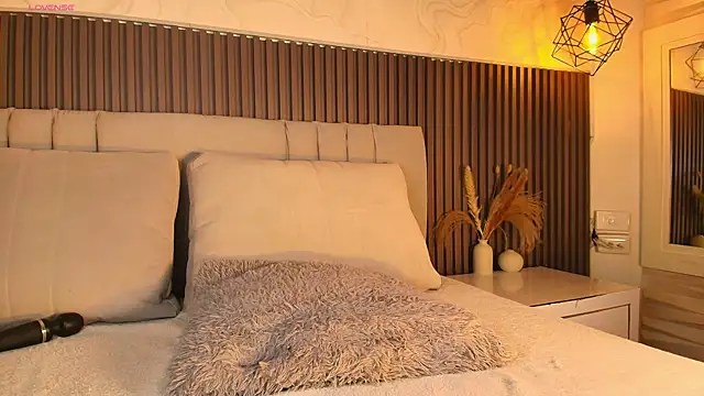 SHANONCLARK's Live XXX Chat