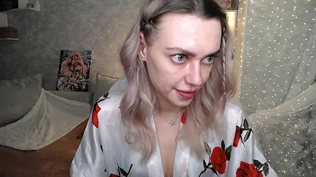 NickyAdamidi 现场XXX聊天