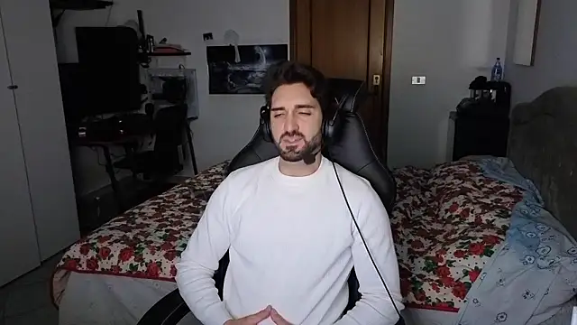 Al3xox02 élő XXX-chatje