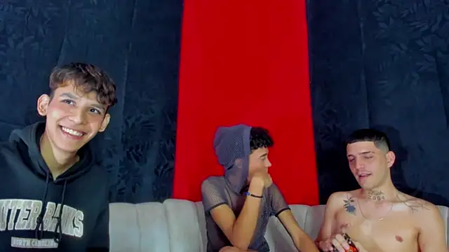 Pleasure_boys_hot Live XXX Chat