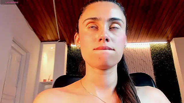 sofiapalacioss' Live XXX Chat