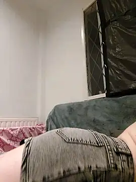 Spatgirl's Live XXX Chat