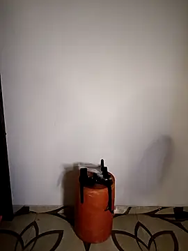 Chat XXX en directo de Simone_Miller