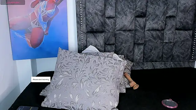 CandyRoxx1_ Live XXX Chat