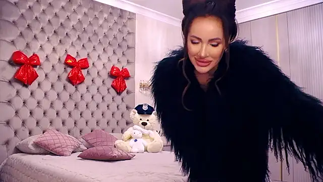 TianaPoshのライブXXXチャット