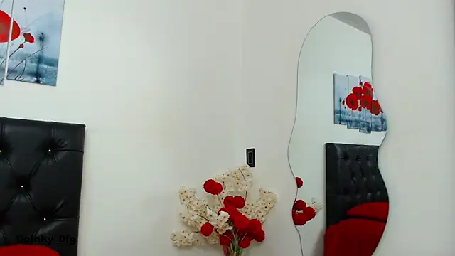 pinky_f00xのライブXXXチャット