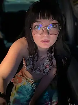 urpuppymoon's Live XXX Chat