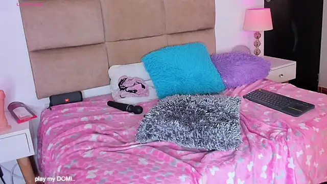 ashleycurvyy's Live XXX Chat