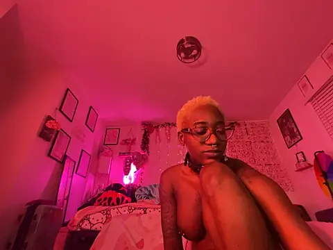 VixenCapri's Live XXX Chat