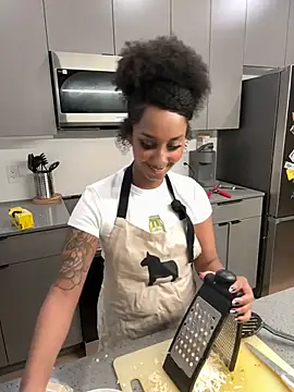 Your_Parisn Live XXX chat