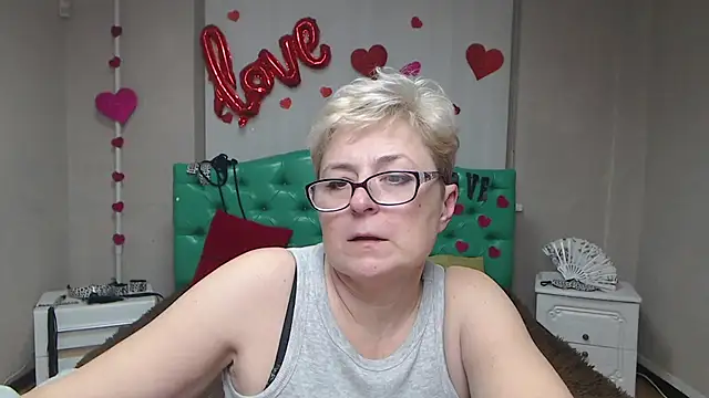 EmiliaGree 라이브 XXX 채팅