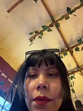 EemaHaruki's Live XXX Chat