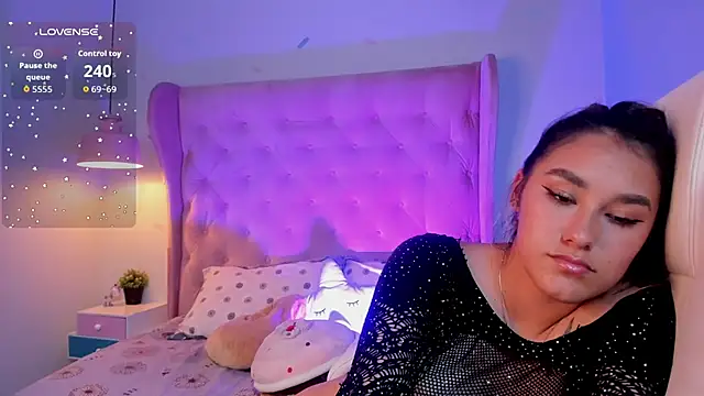 _Sophie__miller live XXX chat