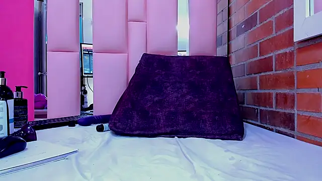 Tifany_69_n Live XXX chat