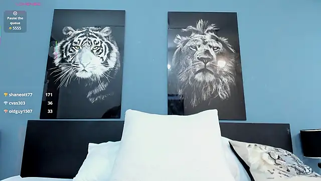 SophiaQueens' Live XXX Chat