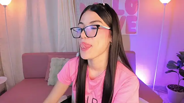 MarianaaDooll's Live XXX Chat