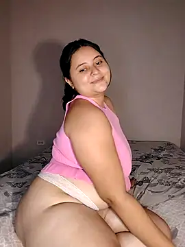 Онлайн чат XXX alexacurvy05