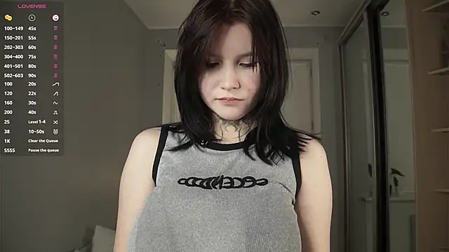 LynLainson's Live XXX Chat