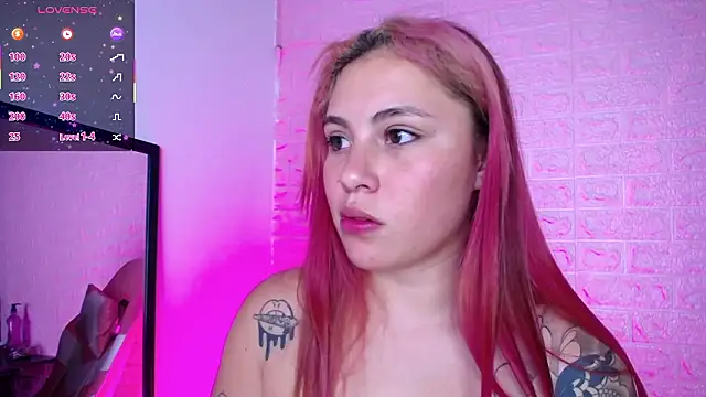 Dominic_Queen1126's Webcam Show