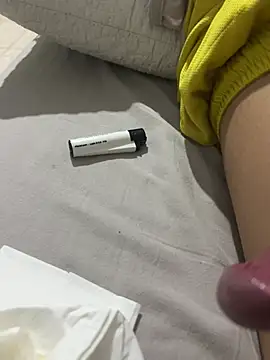 piccolo2002's Webcam Show