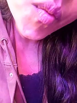 Онлайн чат XXX indian_passion