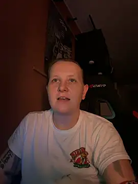 wetgerman_2n Live XXX chat