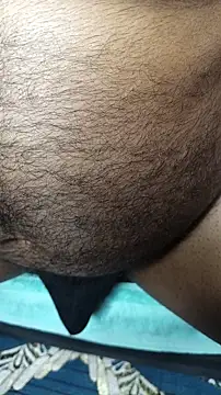 RONI--ROMANTIC Adlı Modelin Canlı XXX Sohbeti