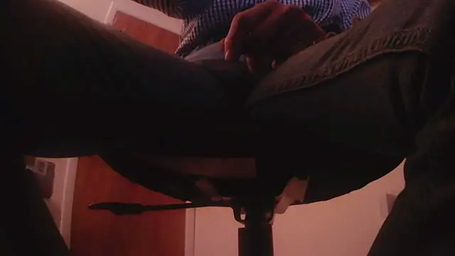 hottottrot691's Live XXX Chat