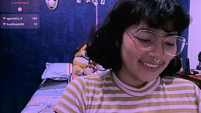 NinaYellowのライブXXXチャット