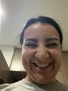 Abril_Luv's Live XXX Chat