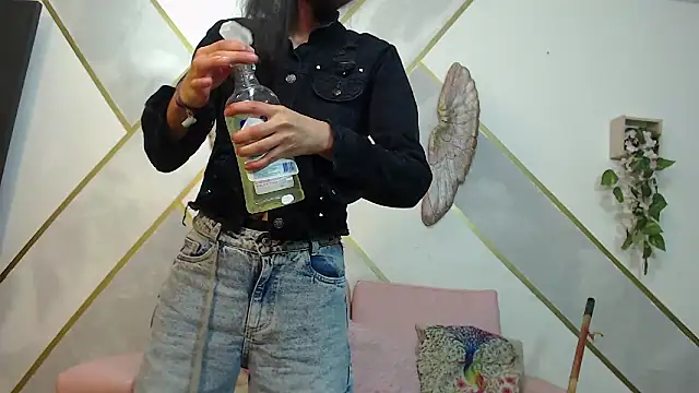 RoxanaCyrano_ Live XXX Chat