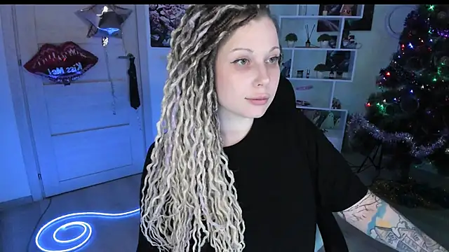 HoneySallyMoore's Live XXX Chat